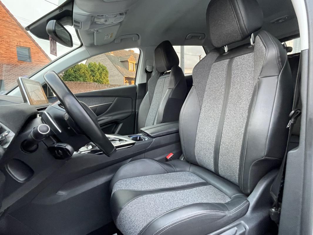Peugeot 3008 - ALLURE 1.2 ESSENCE 130 EAT8 1ère MAIN