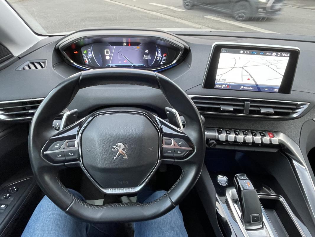 Peugeot 3008 - ALLURE 1.2 ESSENCE 130 EAT8 1ère MAIN