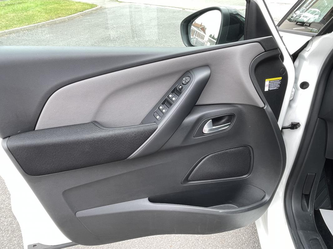 Citroën c4 spacetourer - 1.2L essence 110 CV BVM6 LIVE FAIBLE KM