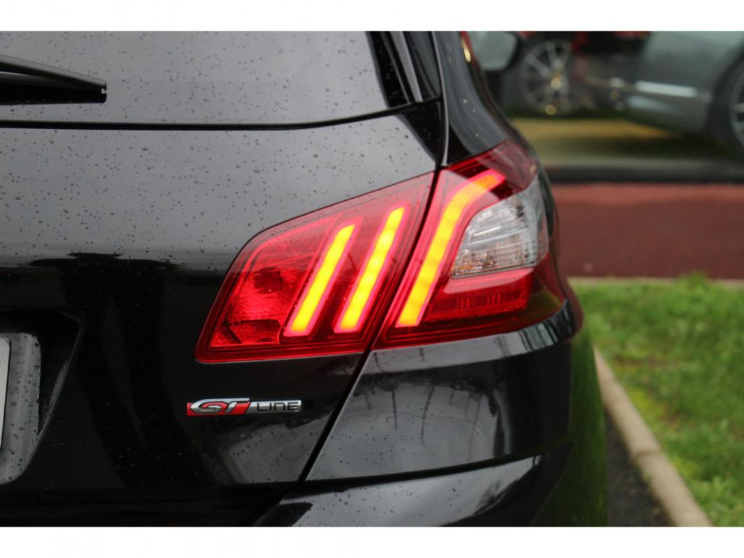 Peugeot 308 - 1.5 BlueHDi S&S - 130 II 2013 BERLINE GT Line PHASE 2