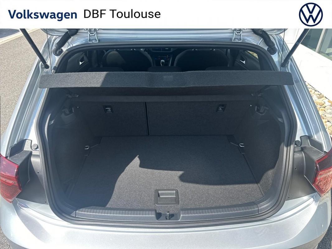 Volkswagen Polo - FL 1.0 TSI 95 CH BVM5 R LINE
