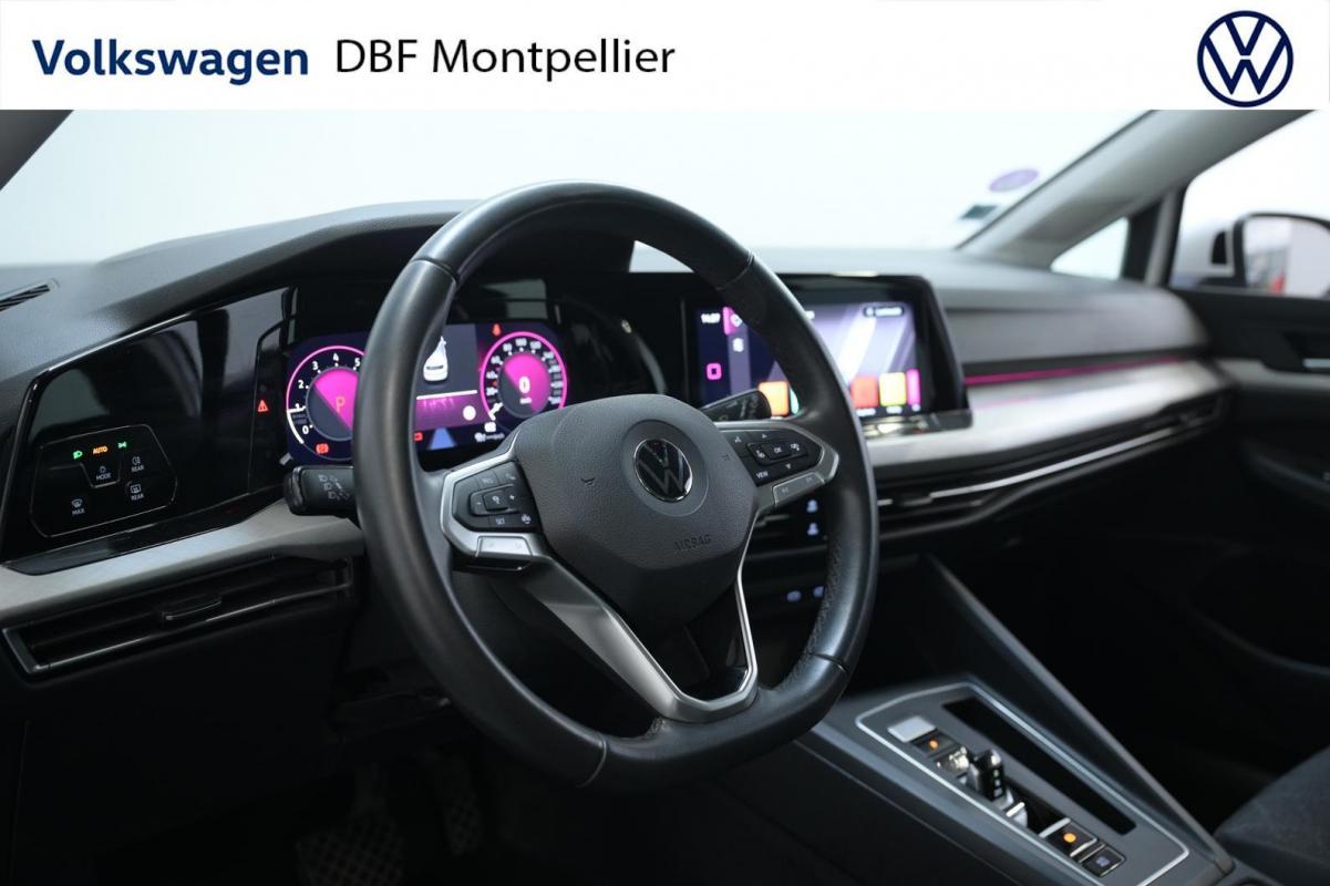 Volkswagen Golf - 1.0 eTSI OPF 110 DSG7 Life Business