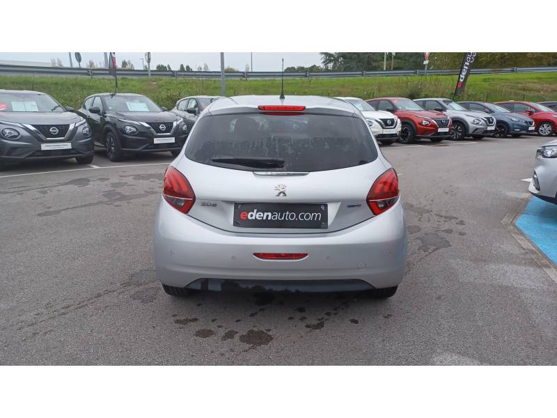 Peugeot 208 - 1.2 PureTech 82ch BVM5 Style