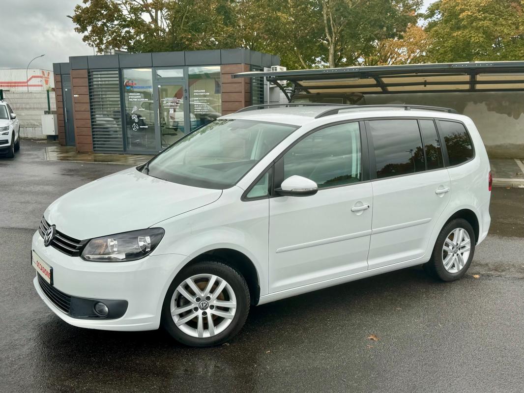 Volkswagen Touran - 1.6 TDI 105 CH BVM6 7 PLACES CONFORTLINE
