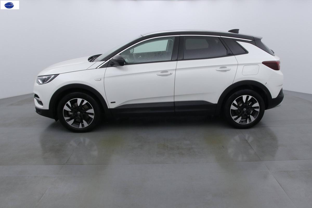 Opel Grandland X - 1.6 HYBRID TURBO 300 AT8 ULTIMATE