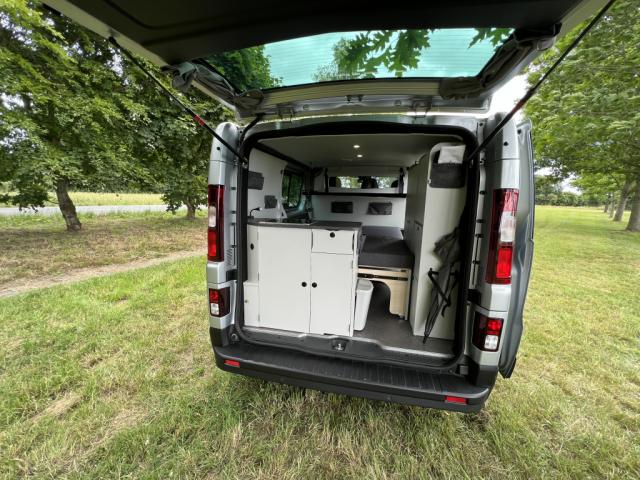 Renault Trafic - ANTILOPEVAN FLEX 3 L1H1 2800 KG BLUE DCI 130 GRAND CONFORT