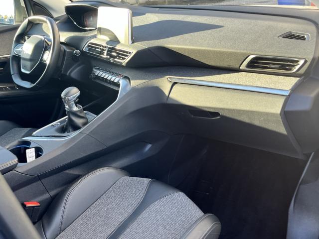 Peugeot 3008 - essence 130ch S&S BVM6 Allure