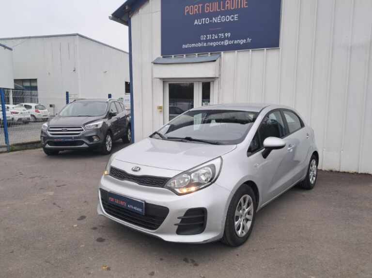 Kia Rio - 1.2i ESSENCE 85cv FAIBLE KMS