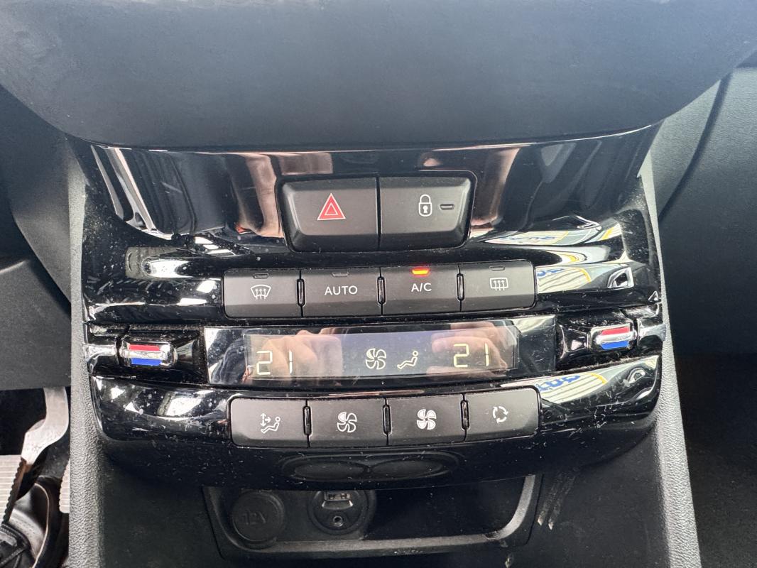 Peugeot 2008 - 1.2 ESSENCE 110ch S&S BVM5 Allure