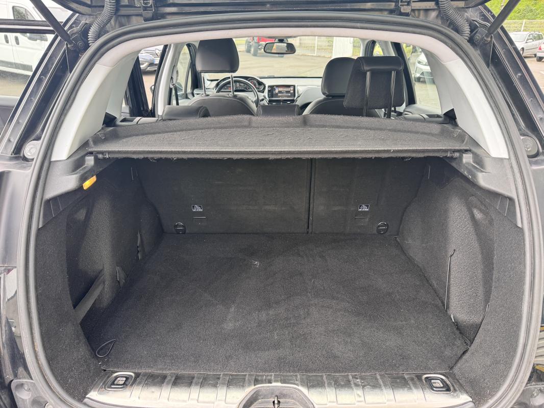 Peugeot 2008 - 1.2 ESSENCE 110ch S&S BVM5 Allure