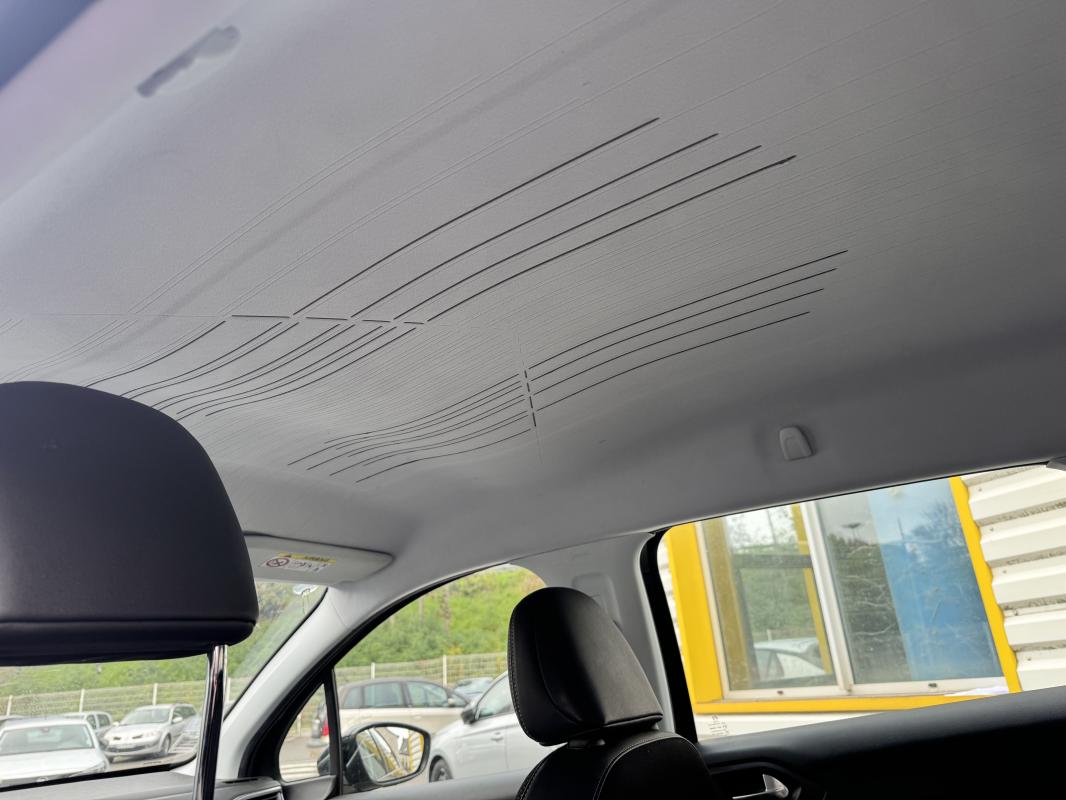 Peugeot 2008 - 1.2 ESSENCE 110ch S&S BVM5 Allure