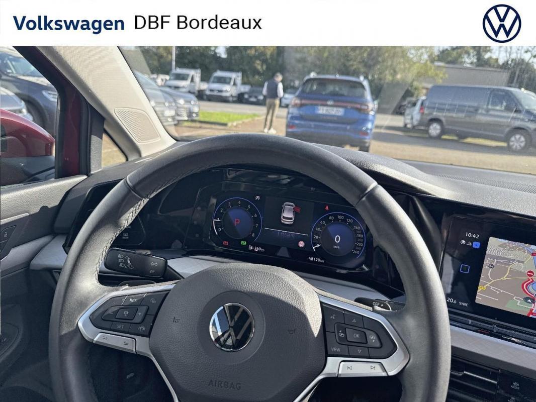 Volkswagen Golf - 1.5 eTSI OPF 130 DSG7 Life Business