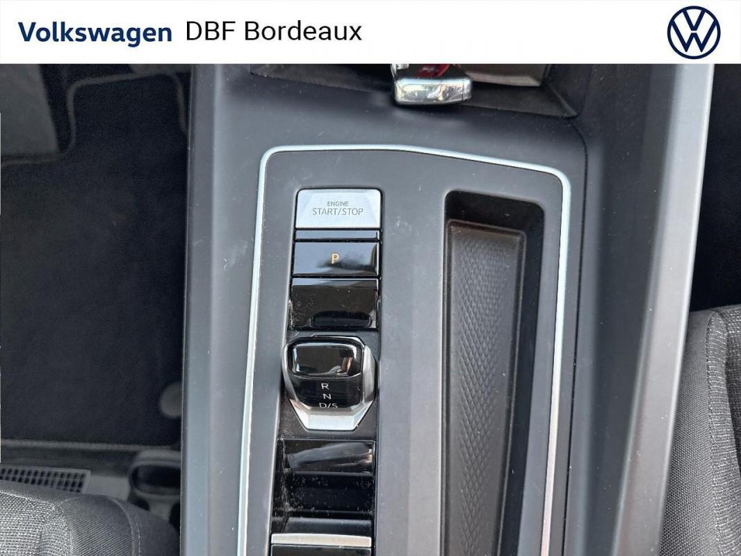 Volkswagen Golf - 1.5 eTSI OPF 130 DSG7 Life Business