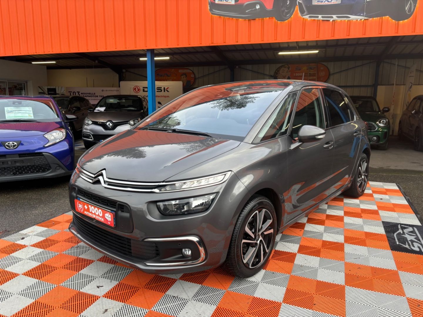 CITROEN C4 SPACETOURER PureTech 130 EAT8 FEEL JA 17 Pack Drive Assist et Enfant