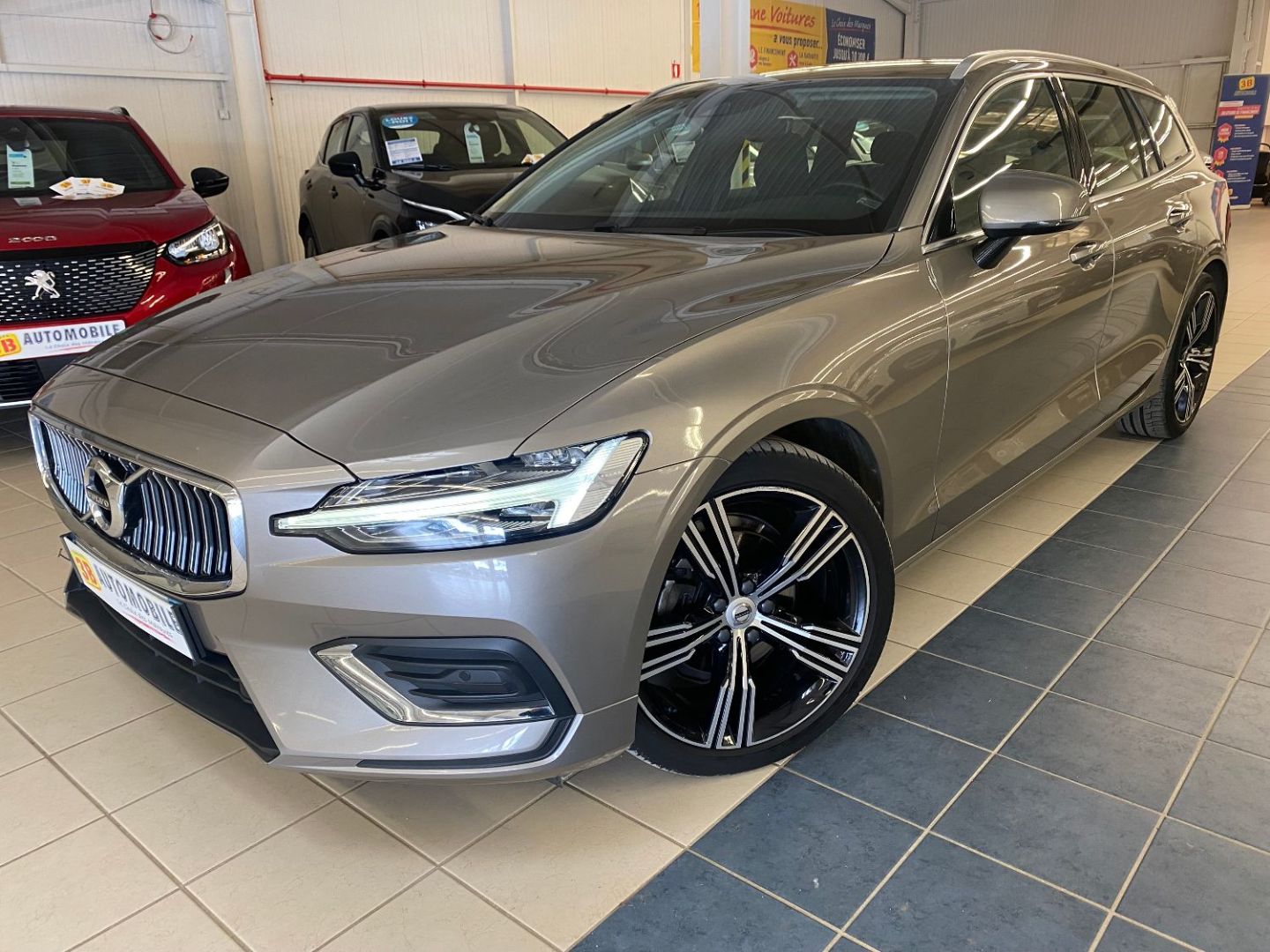 VOLVO V60 II - D4 INSCRIPTION 190CV Stop&Start Geartronic 8