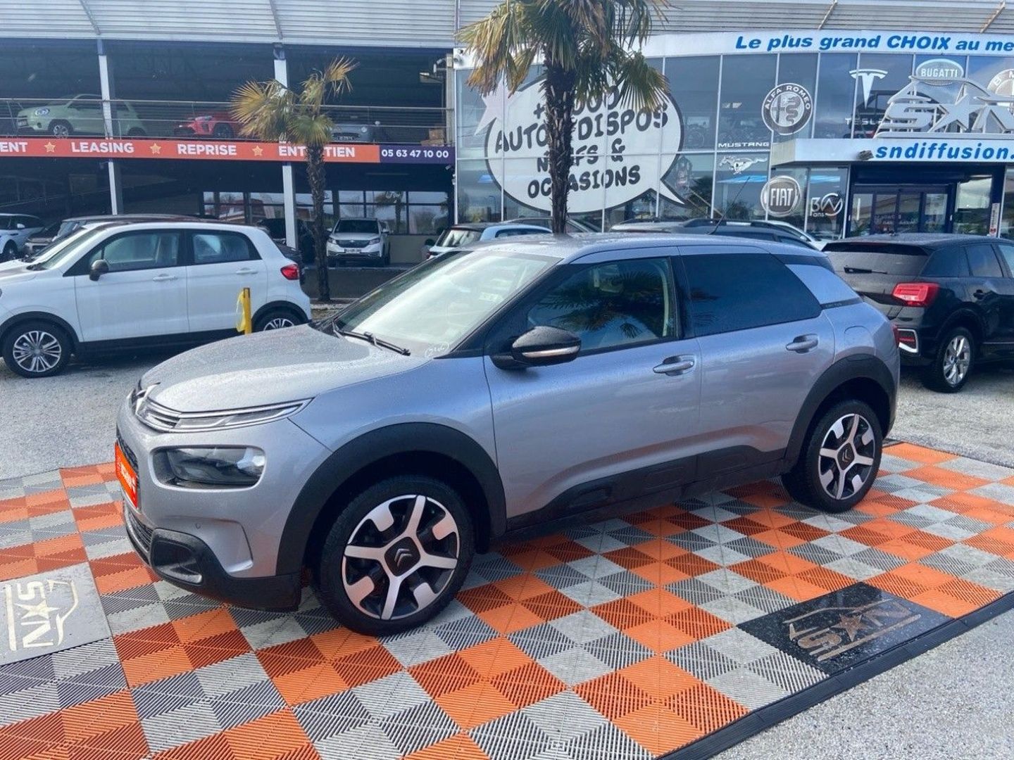 CITROEN C4 CACTUS HDI 100 SHINE JA 17 CAMERA