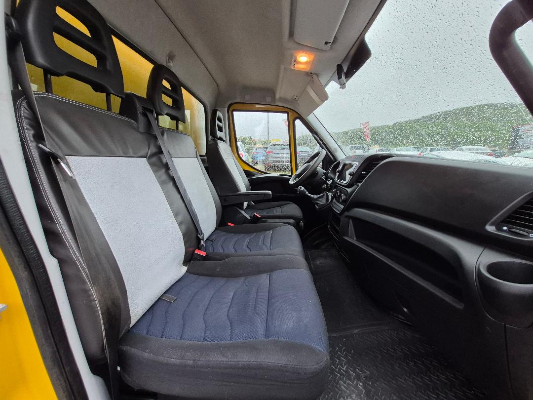 IVECO DAILY 160 CH - 35C16 3L Benne + Coffre GPS CLIM REGUL