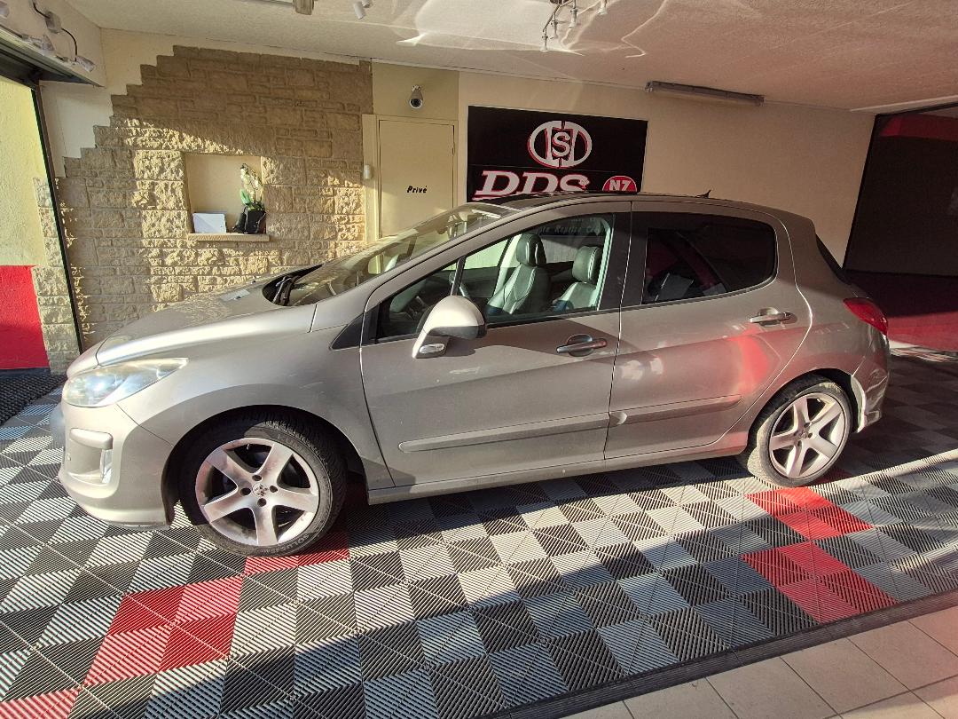 PEUGEOT 308 - FELINE GPS CUIR DISTRI NEUVE