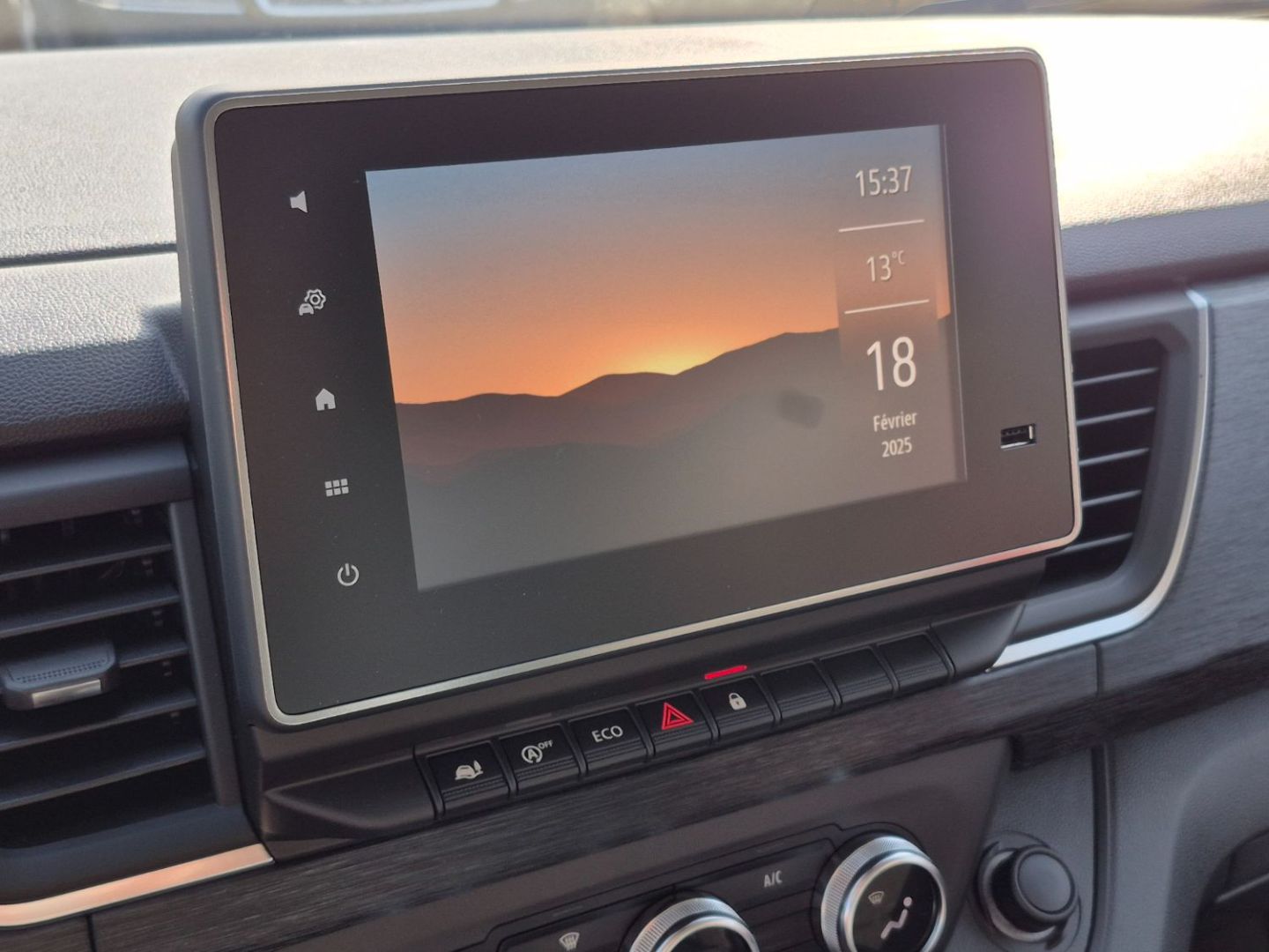 RENAULT TRAFIC - 170 cv EXCLUSIVE CAMERA GPS REGUL