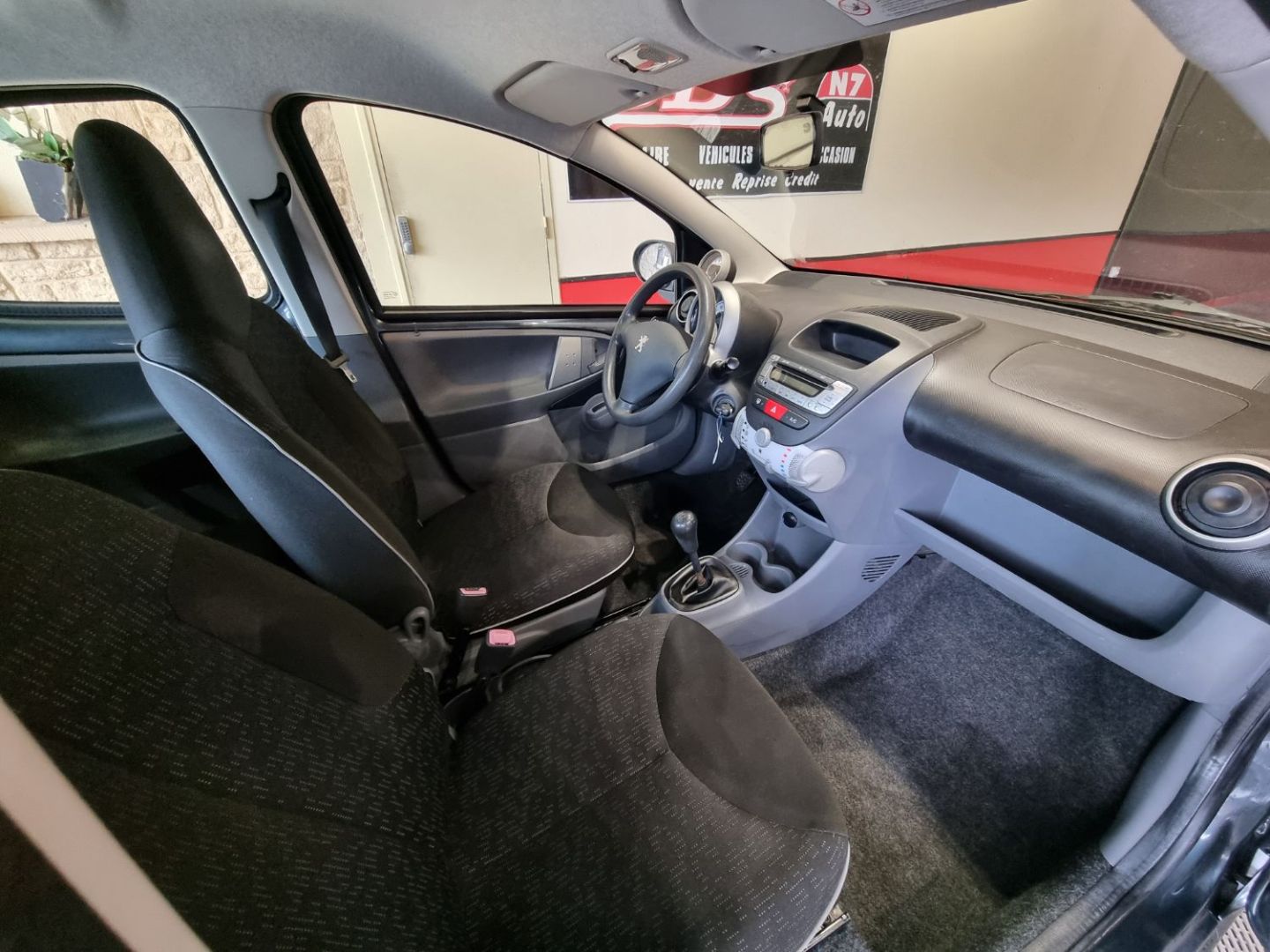 PEUGEOT 107 - 1.0i FILOU CLIM 70 TRES BON ETAT !!!