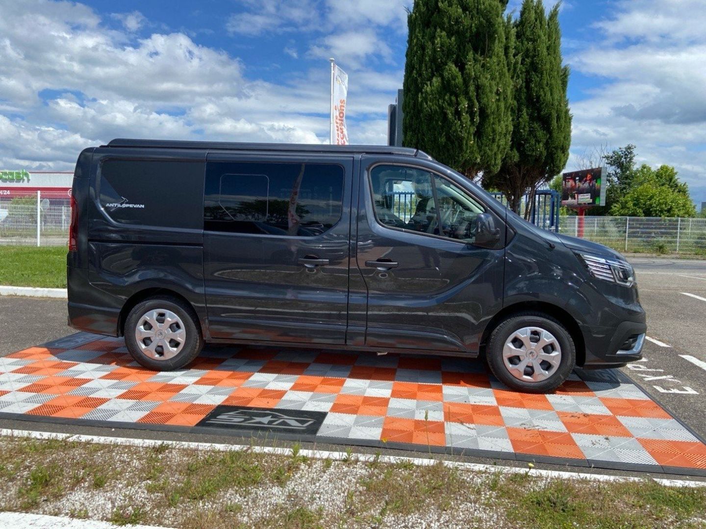 RENAULT ANTILOPE VAN - 2.0 dCi 130 BV6 FLEX PLUS
