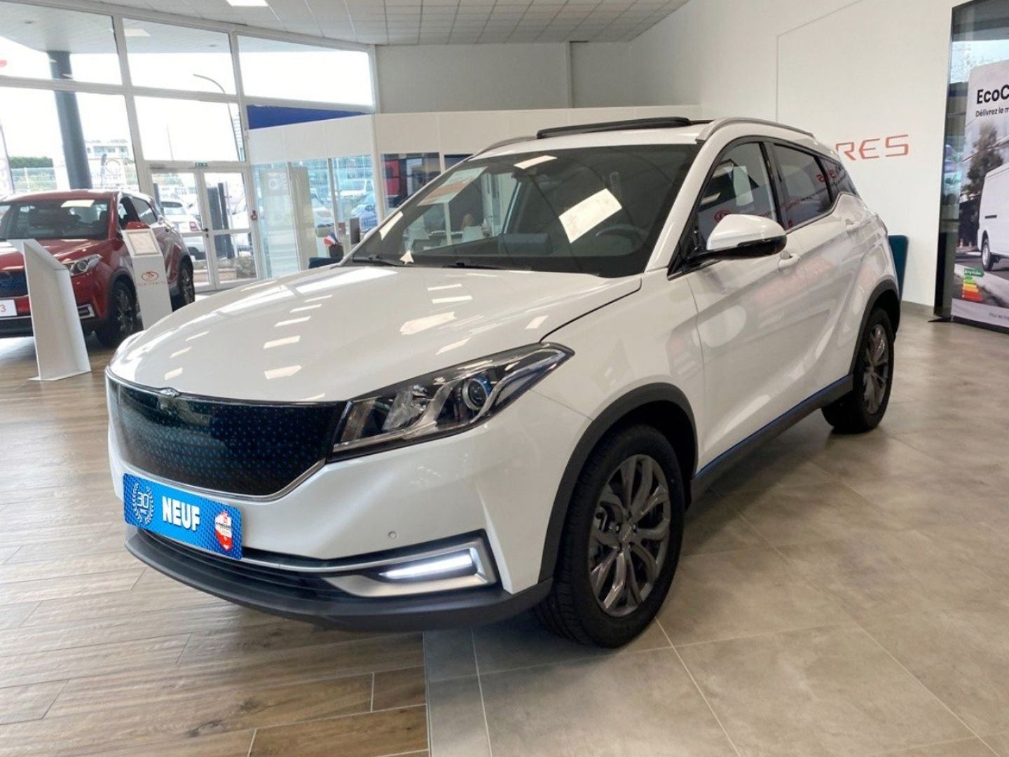 SERES 3 - LUXE 120kW (163ch) Toit Pano Ouvrant GPS Caméra 360