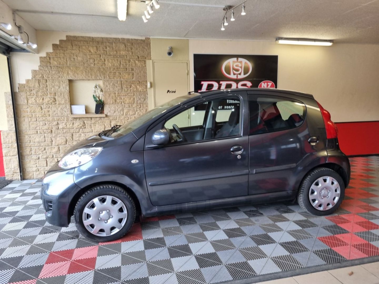 PEUGEOT 107 - 1.0i FILOU CLIM 70 TRES BON ETAT !!!