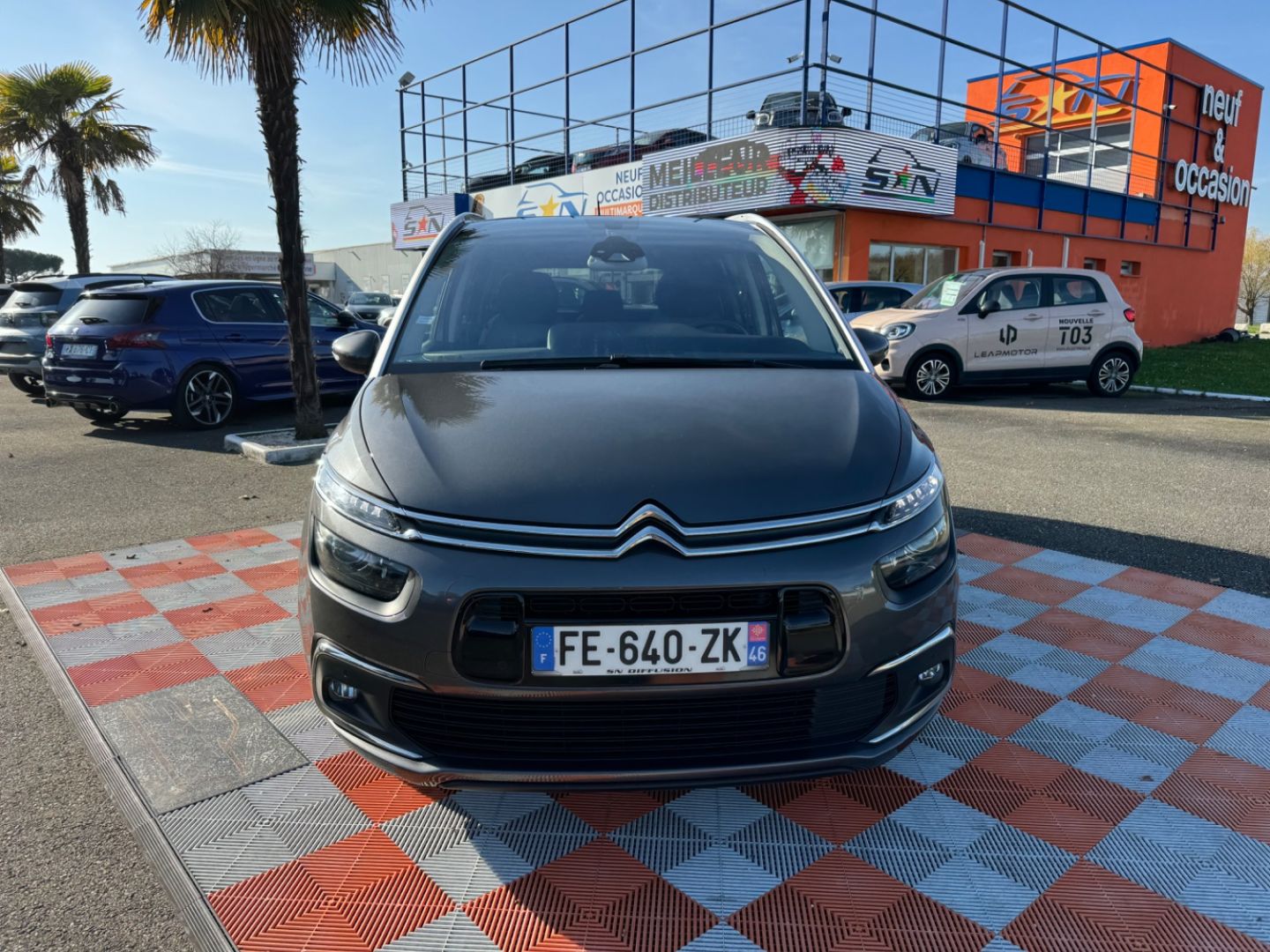 CITROEN GRAND C4 SPACETOURER BlueHDi 130 BV6 SHINE Toit Pano GPS Caméra Attelage 7pl