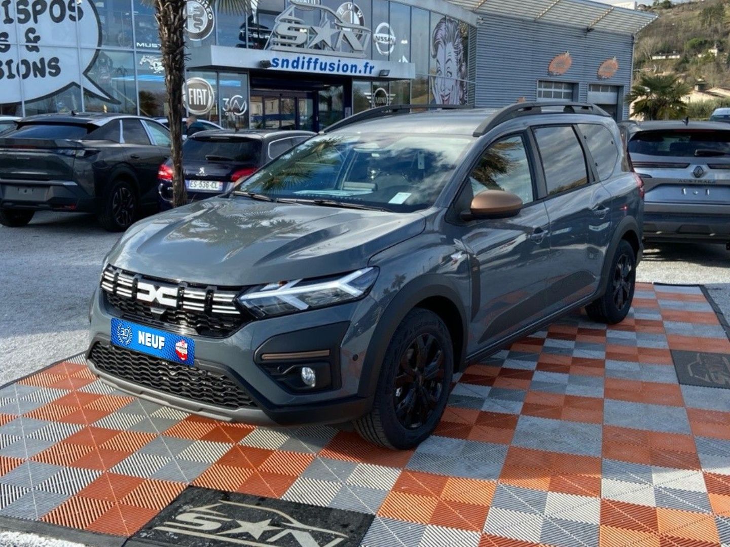 DACIA JOGGER HYBRID 140 SL EXTREME + PACK NAVIGATION & CONFORT 7PL