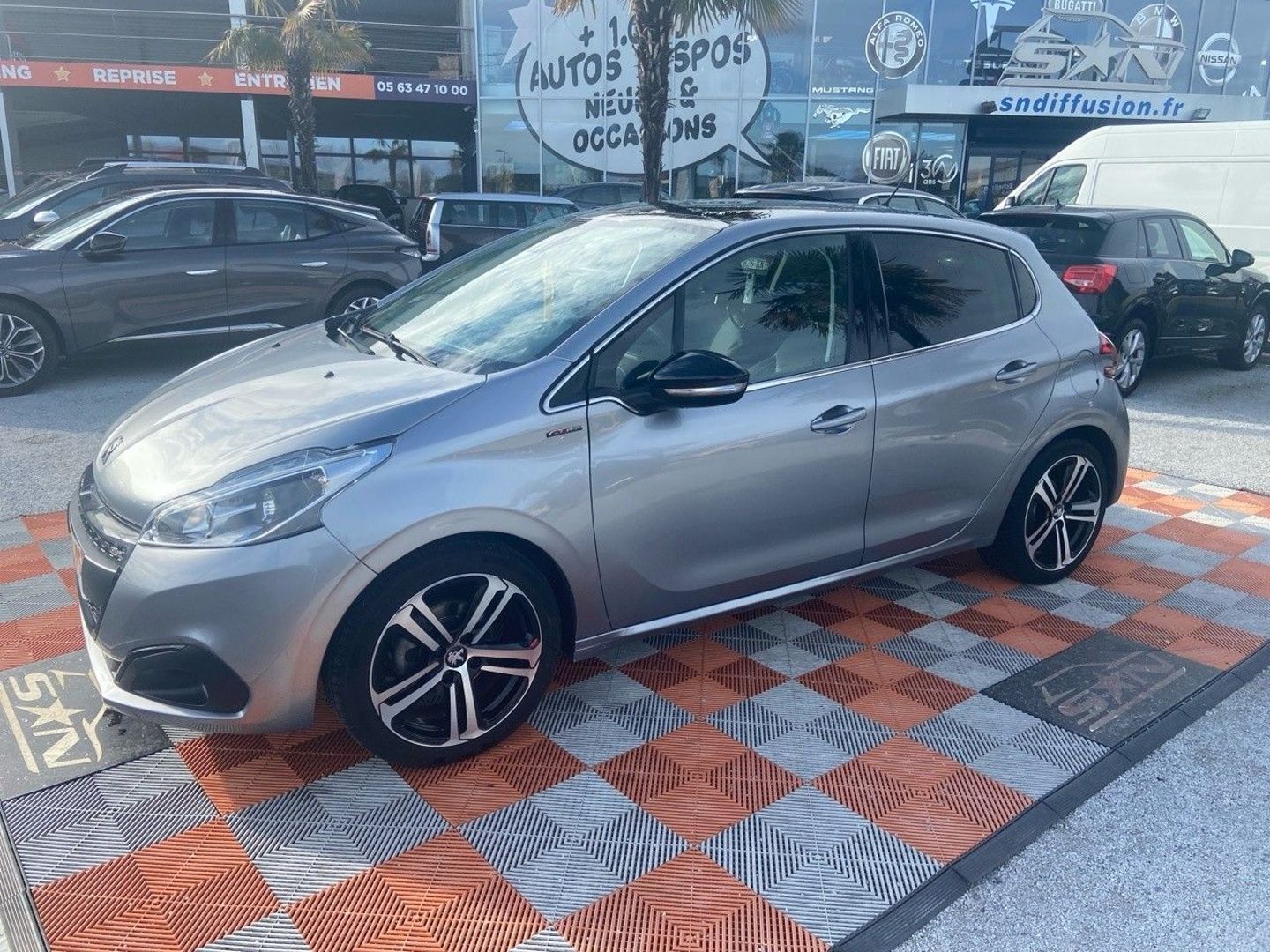 PEUGEOT 208 1.2 PURETECH 110 GT LINE TOIT PANO