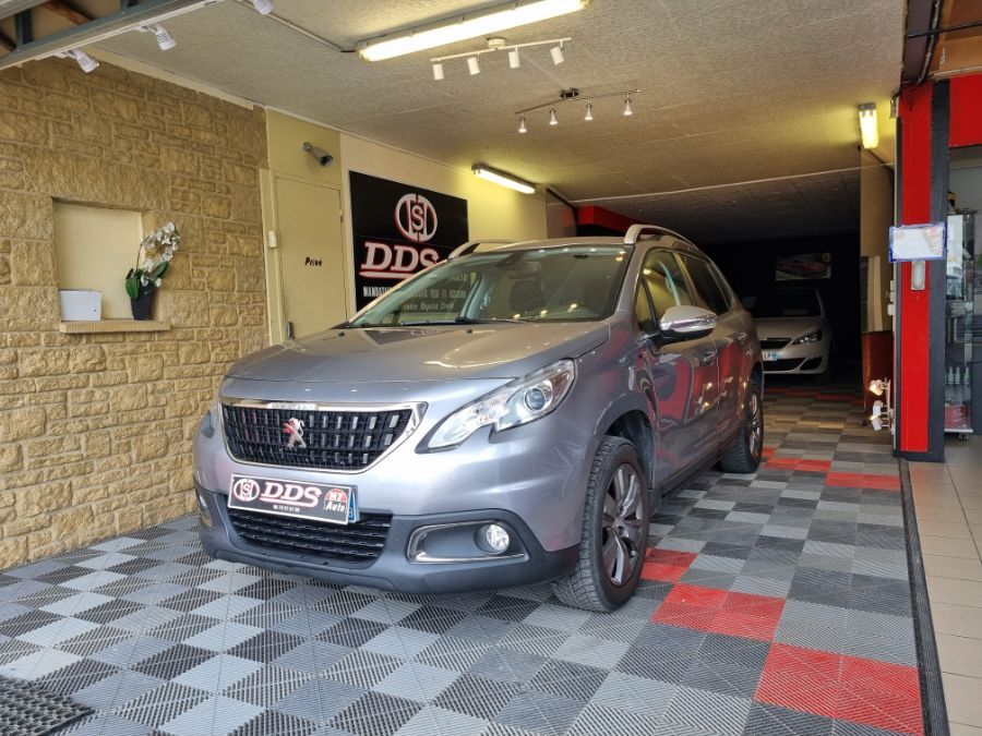 PEUGEOT 2008 110 CV STYLE GPS CLIM REGUL DISTRI NEUVE