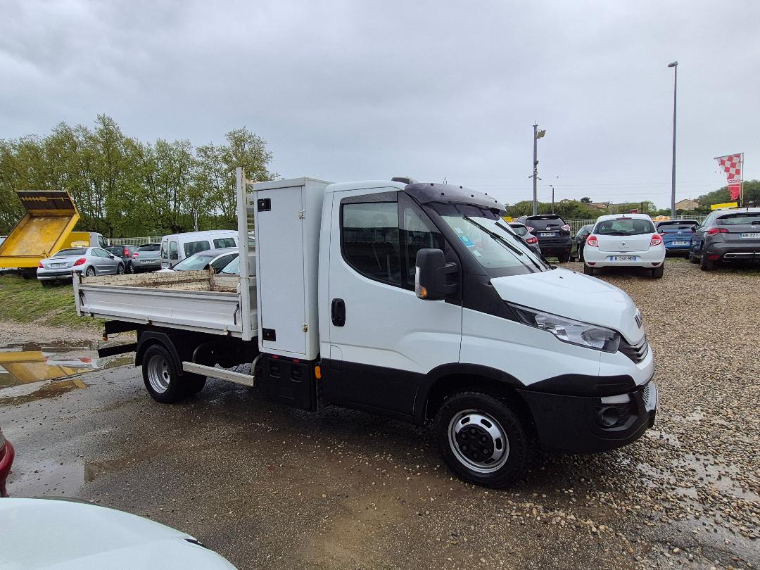 IVECO DAILY 180 CH - 35C18 3L Benne + Coffre CLIM REGUL