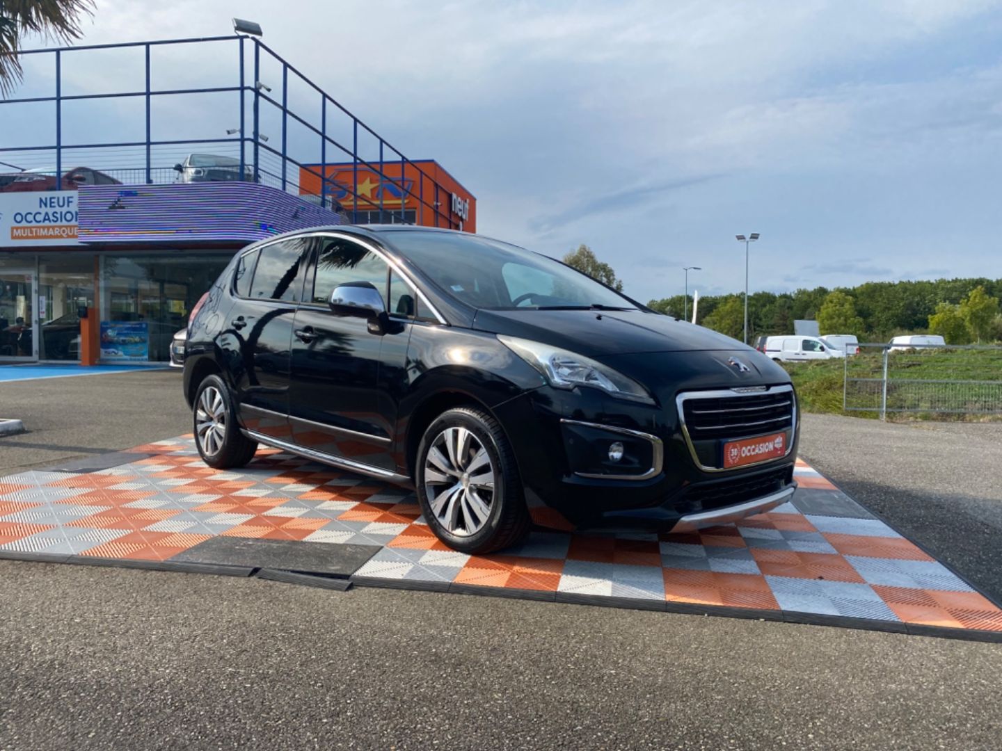 PEUGEOT 3008 1.6 BlueHDi 120 EAT6 ALLURE GPS Caméra Toit Pano