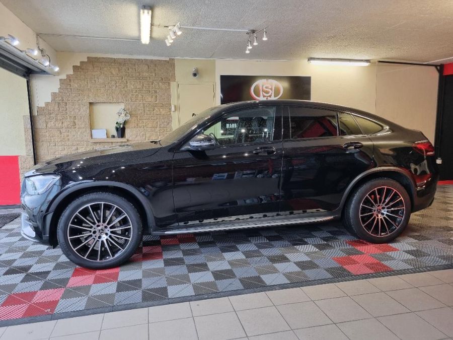 MERCEDES-BENZ GLC - COUPE 300 D 4MATIC AMG LINE