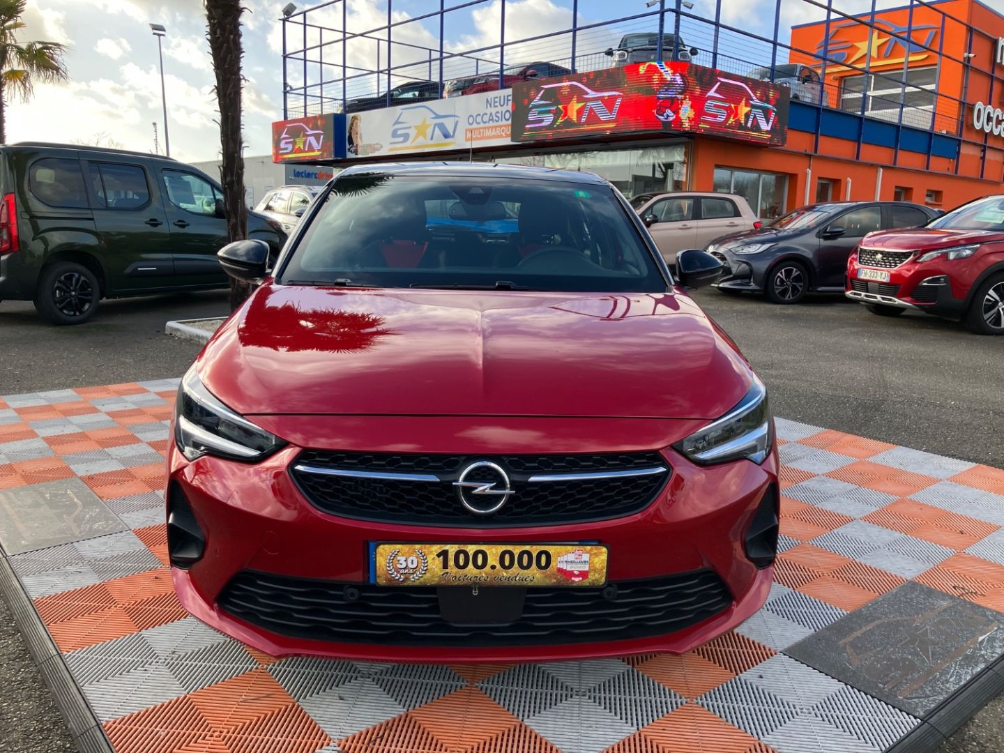 OPEL CORSA - 1.2 TURBO 100 BV6 GS LINE Caméra JA Noires