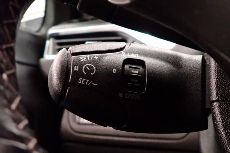 PEUGEOT 208 - 1.6 BLUEHDi 100 ALLURE BUSINESS 5p