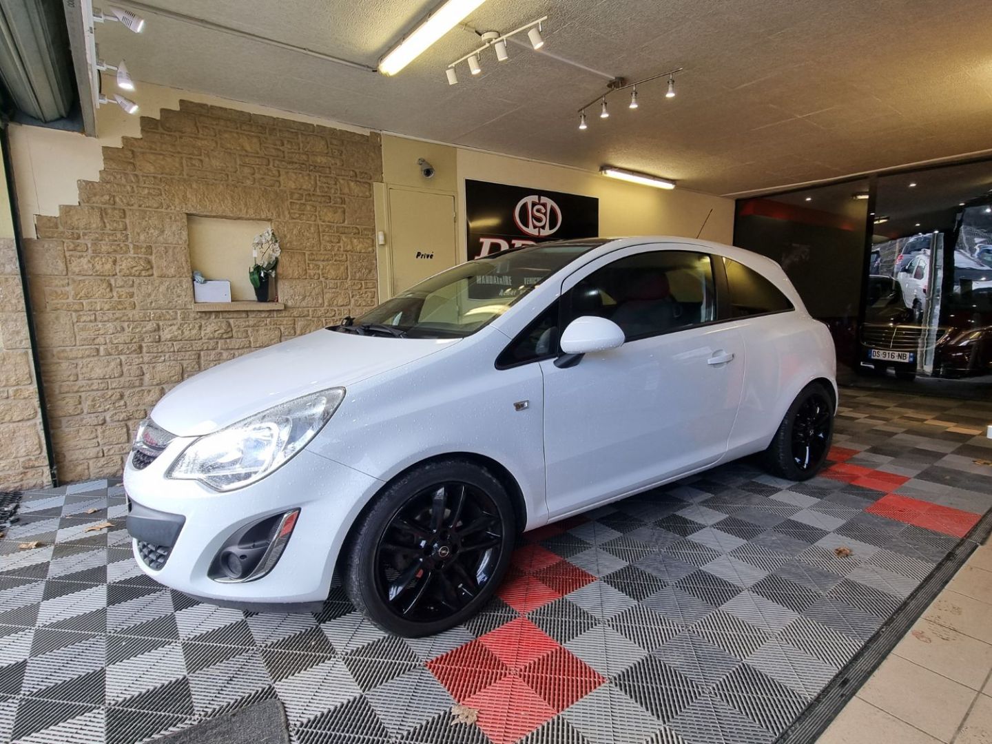 OPEL CORSA V 1.4 I 87 CV CLIM jantes ALU CT OK