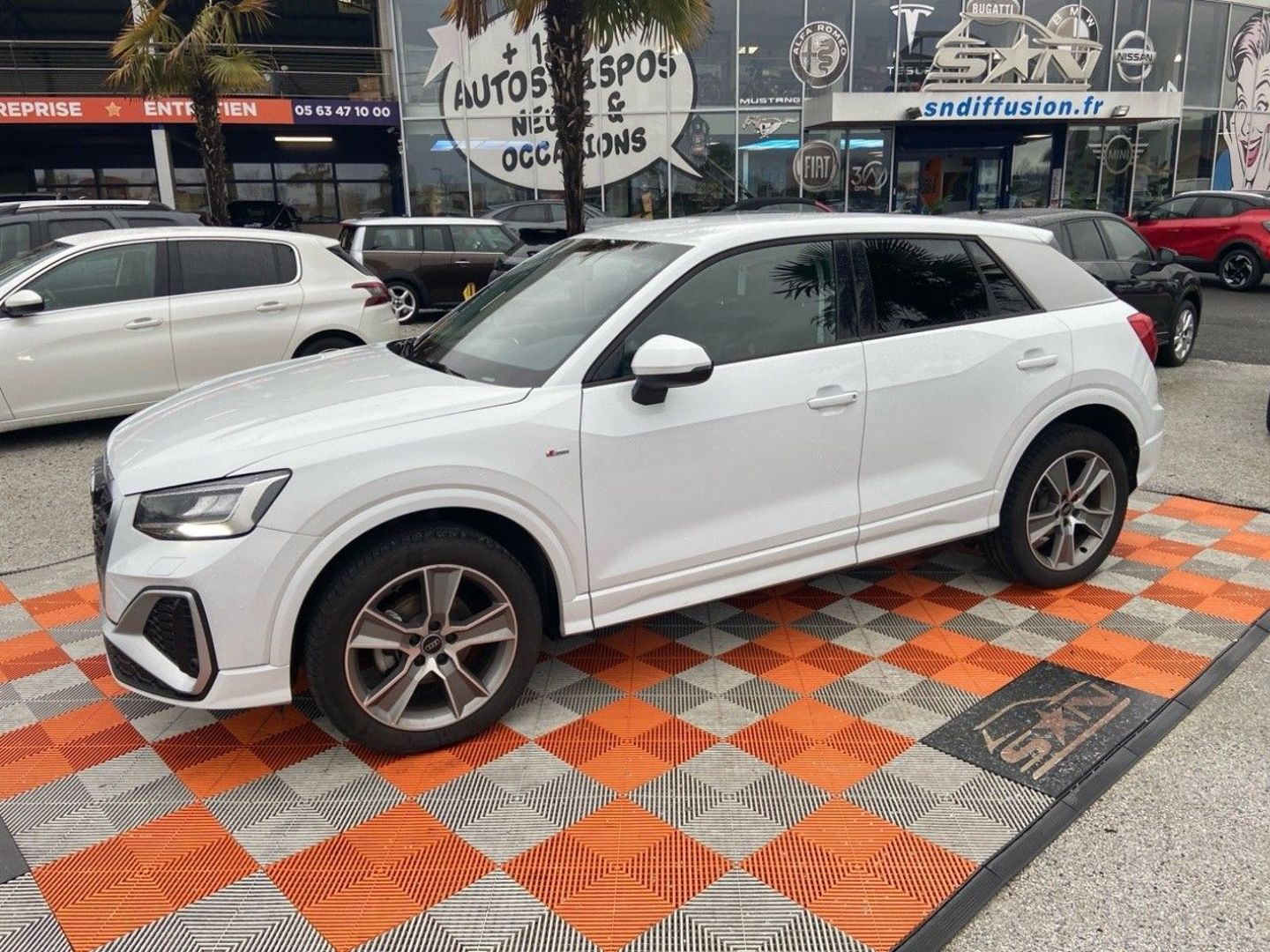 AUDI Q2 30 TDI 116 S LINE Ext GPS Caméra Hayon Keyless JA 18"