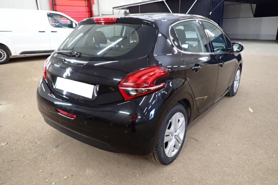 PEUGEOT 208 - 1.6 BLUEHDi 100 ALLURE BUSINESS 5p