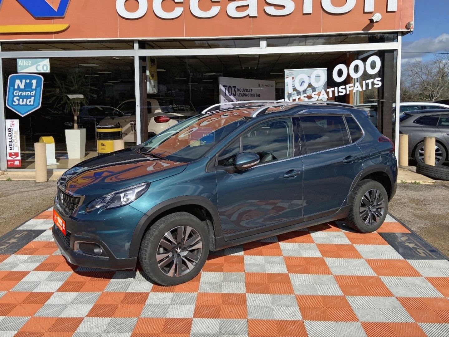 PEUGEOT 2008 1.2 PureTech 130 ALLURE