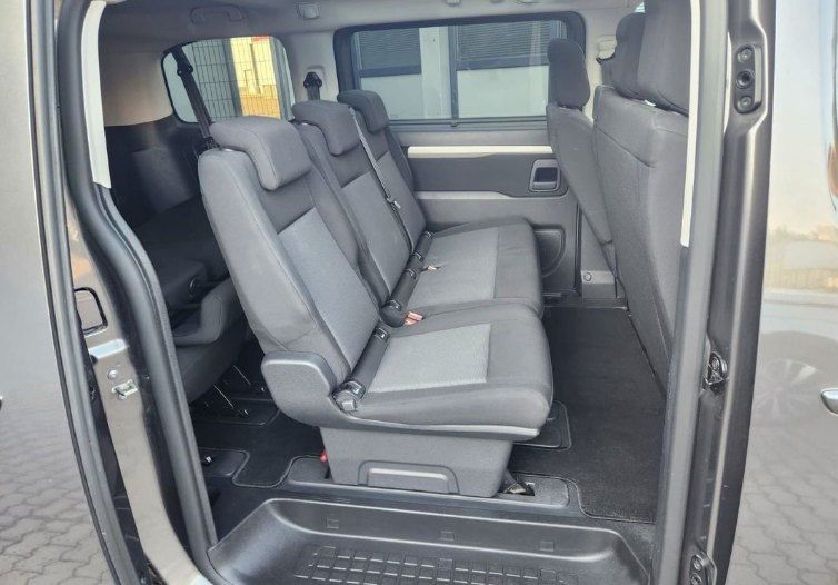 PEUGEOT EXPERT - TRAVELLER