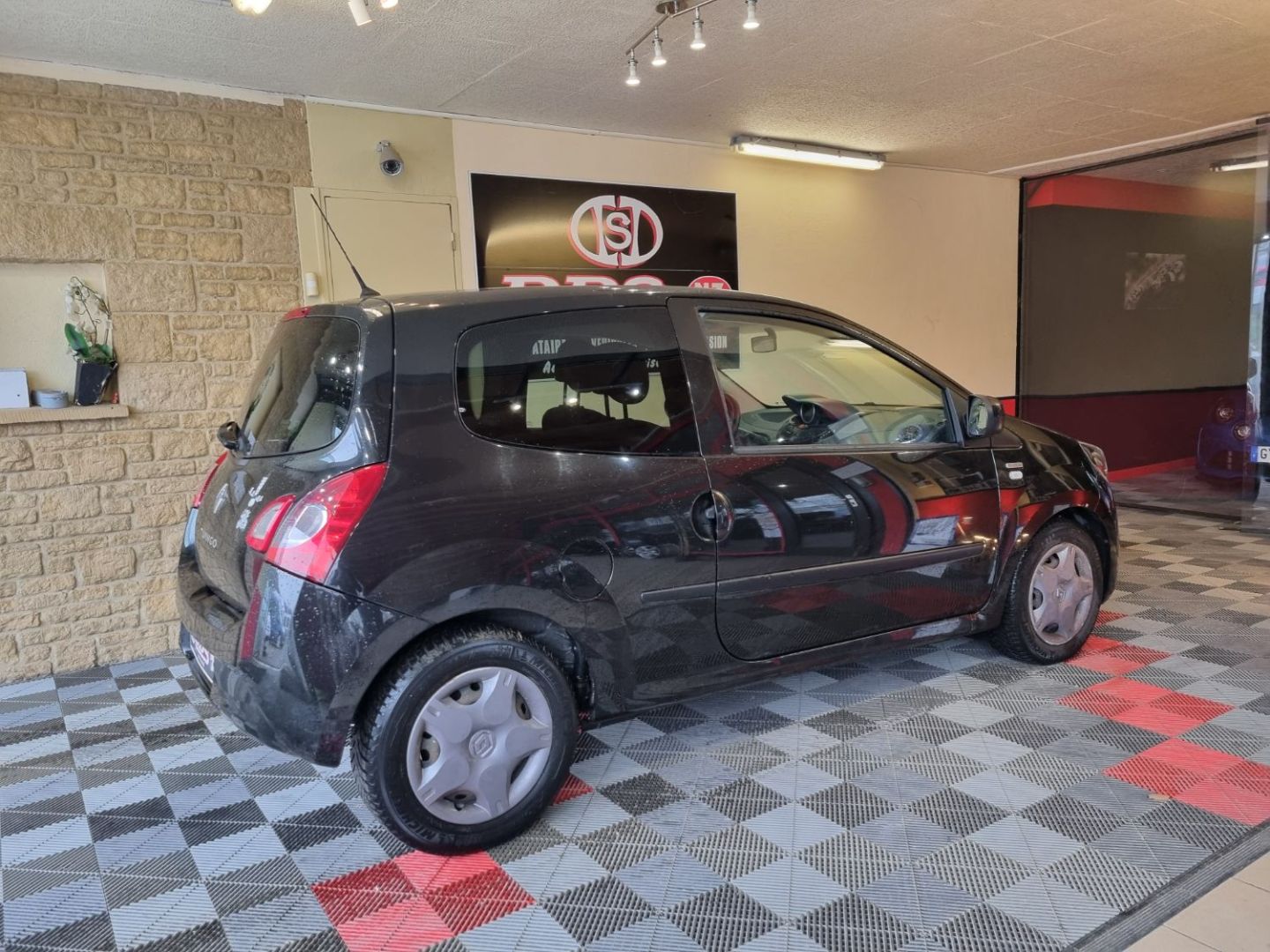 RENAULT TWINGO II - 1.2 16V 75cv CLIM REGUL CT OK