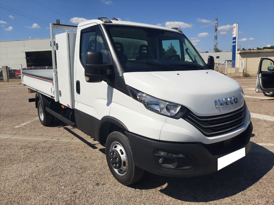 IVECO DAILY - 35C18H BENNE + COFFRE 43000E HT