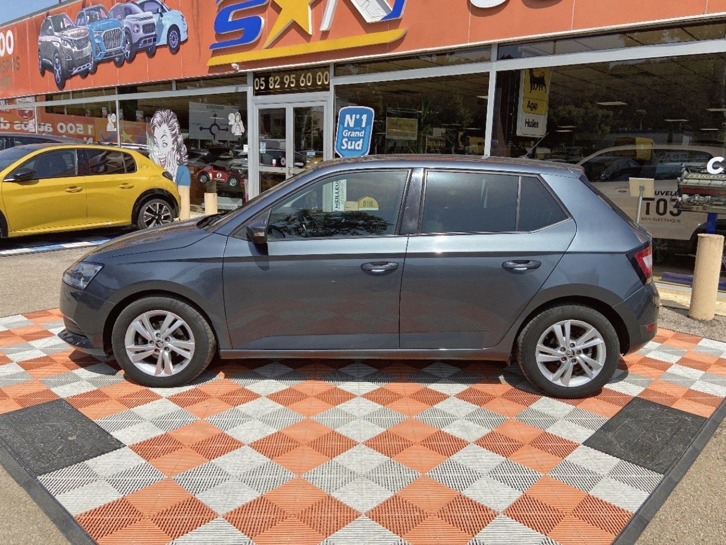 SKODA FABIA - 1.0 TSI 95 AMBITION Caméra JA 15"