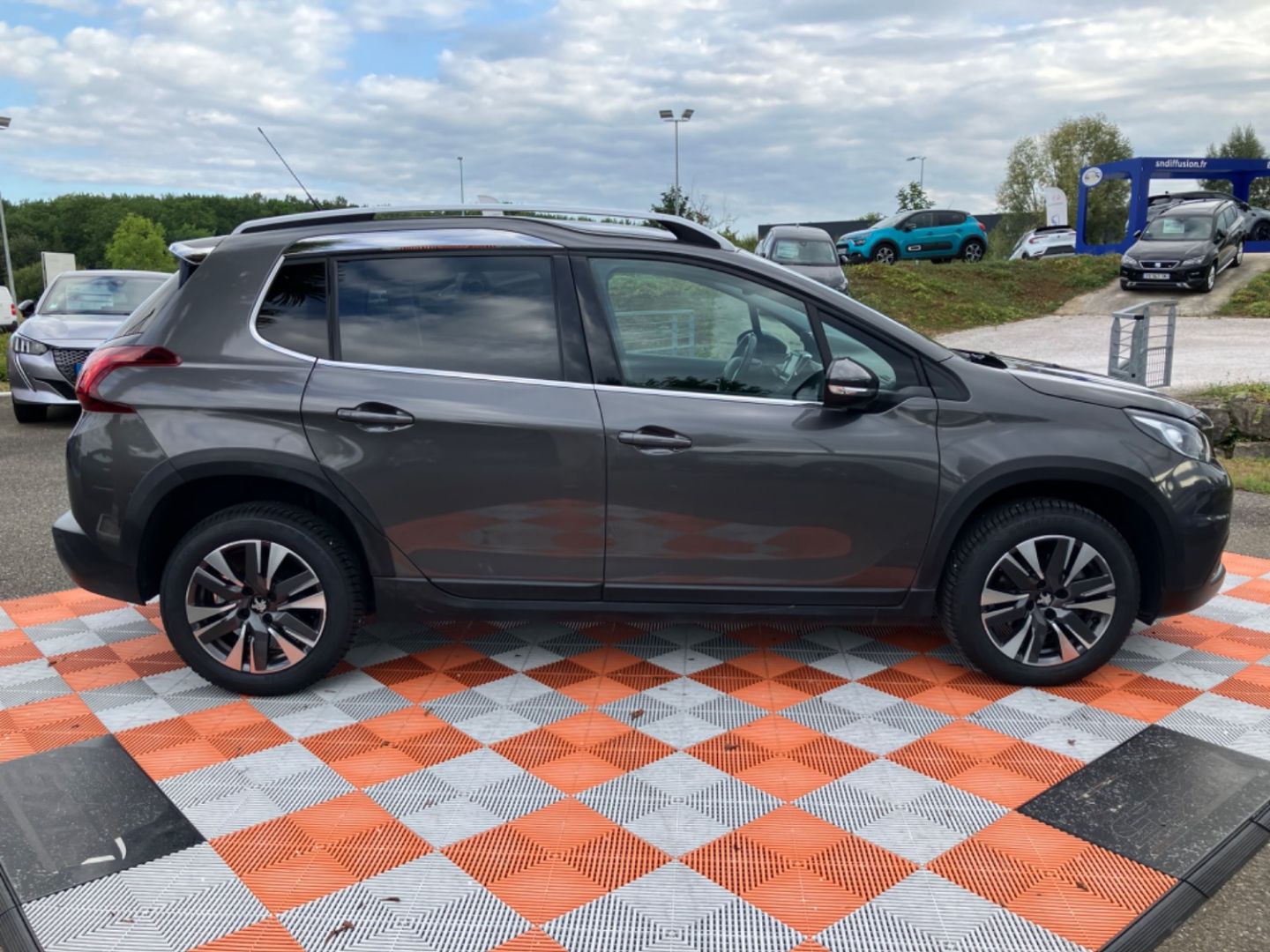 PEUGEOT 2008 - PureTech 130 BV6 ALLURE GPS Camera