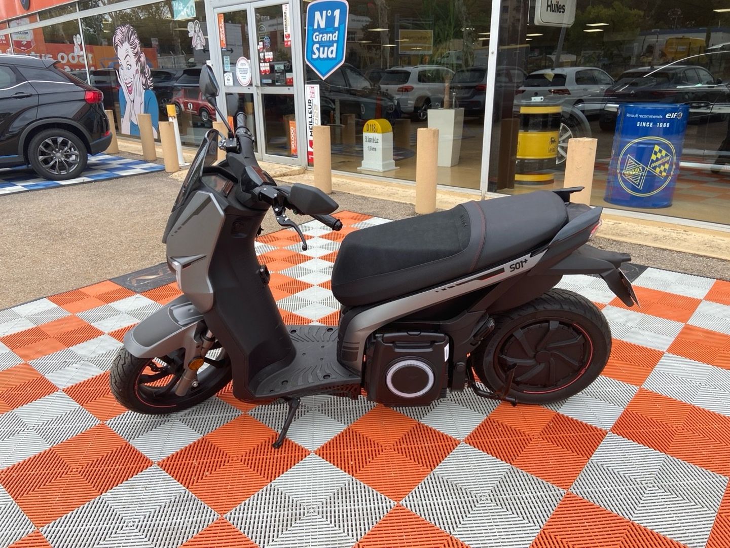 SILENCE S01+ - PLUS 5.6 kWh Autonomie 133km WMTC Push to Pass