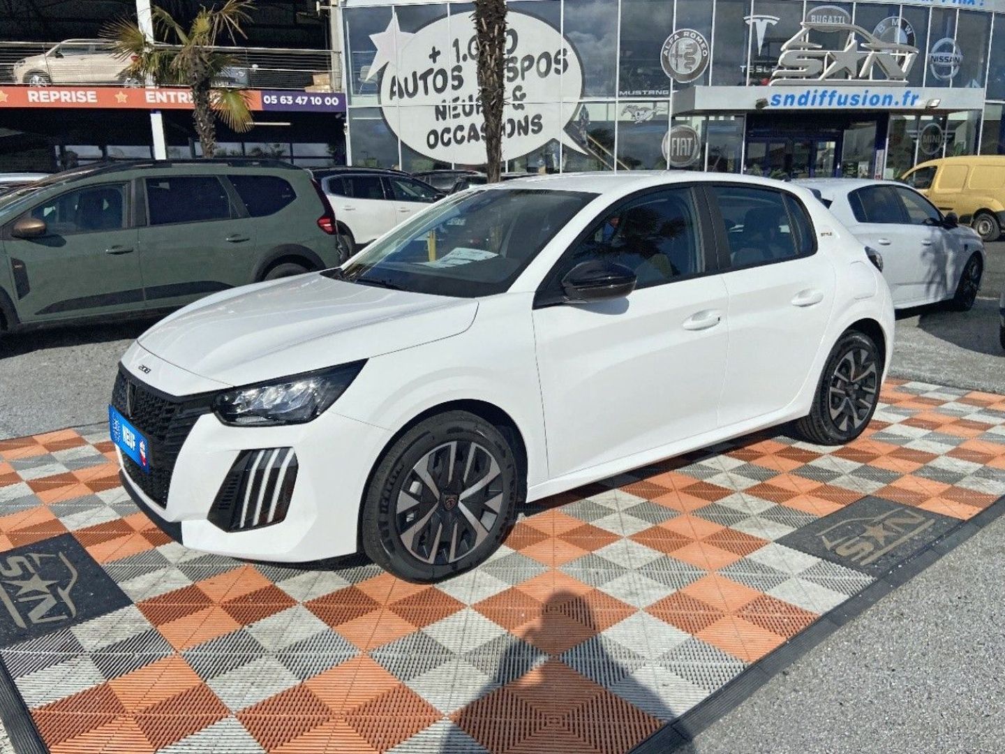 PEUGEOT 208 100 BV6 STYLE