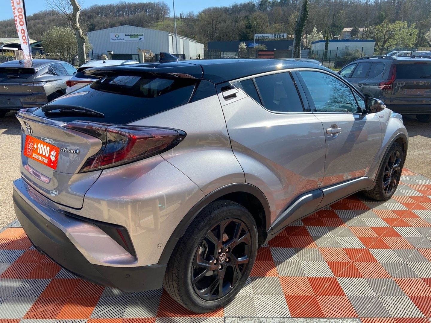 TOYOTA C-HR - 1.8 HYBRID 122 GRAPHIC