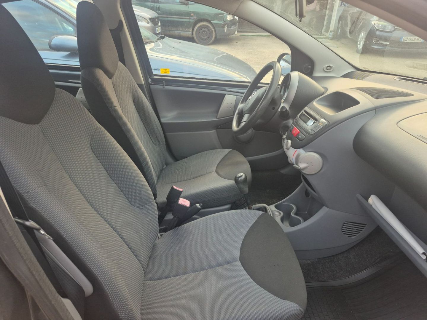 TOYOTA AYGO - 1.0 I CLIM 68CV CT OK GARANTI