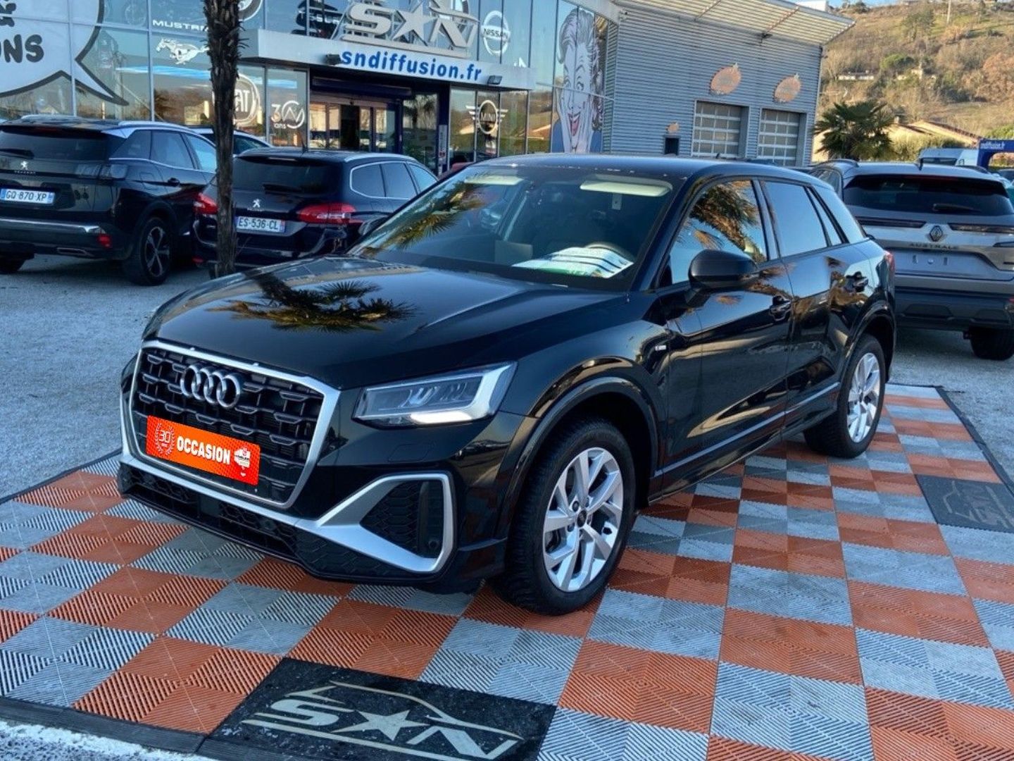 AUDI Q2 - 35 TFSI 150 S-TRONIC S-LINE Ext GPS Caméra Hayon Keyless